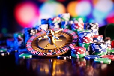 Fitur tumble dalam Sweet Bonanza menunjukkan simbol jatuh dan menggantikan simbol lama